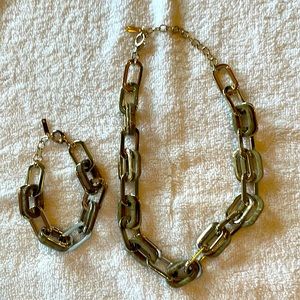 White House Black Market necklace & bracelet SET